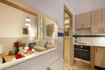Nextdoor Gaudi Barcelona Apartment Spain