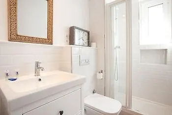 Nextdoor Gaudi Barcelona Apartment 0*,
