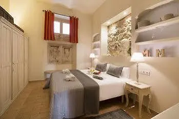 Nextdoor Gaudi Barcelona Apartment Spain