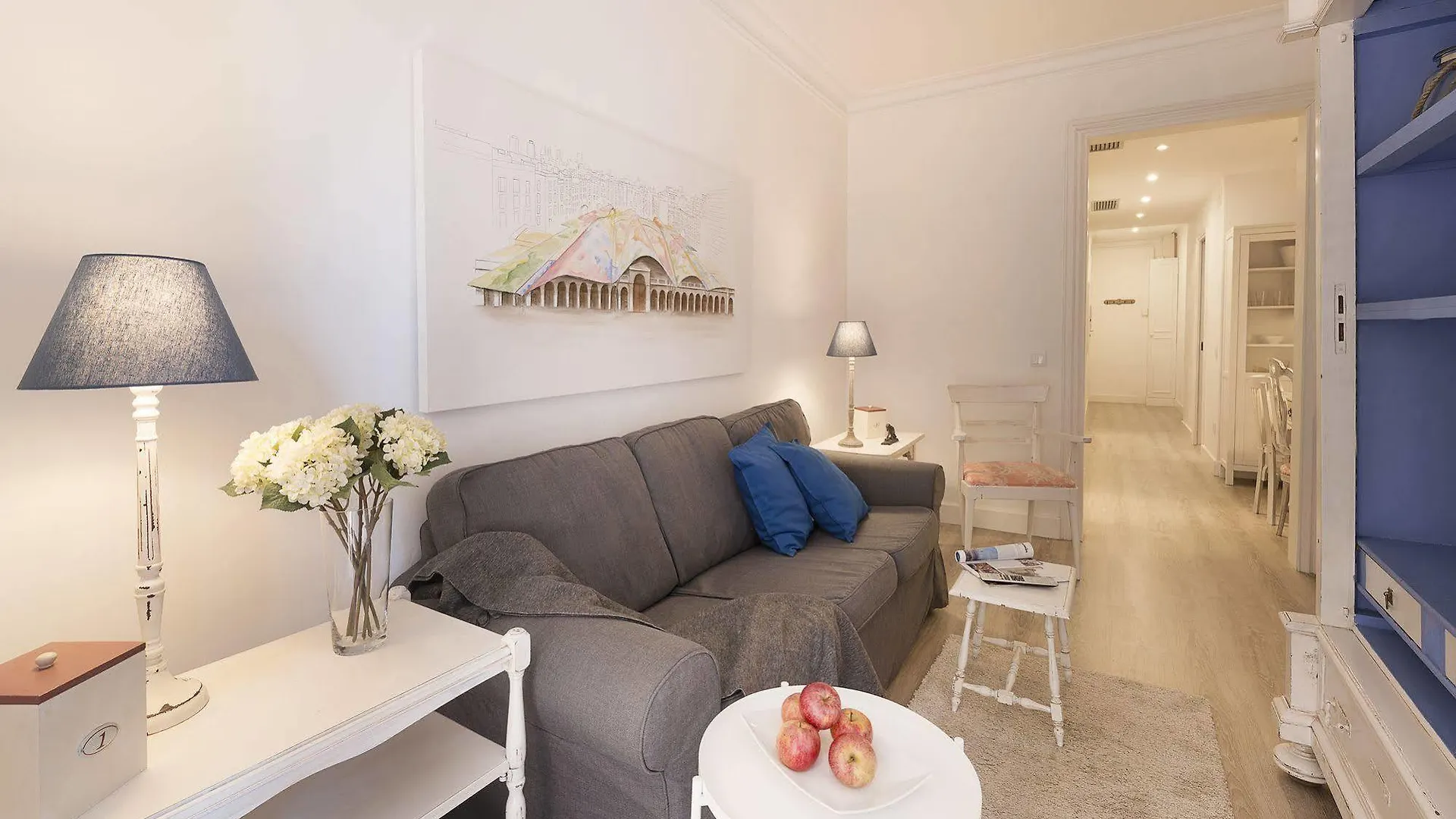 Nextdoor Gaudi Barcelona Apartment