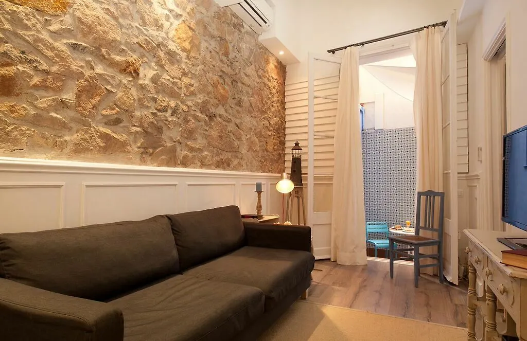 Nextdoor Gaudi Barcelona Apartment